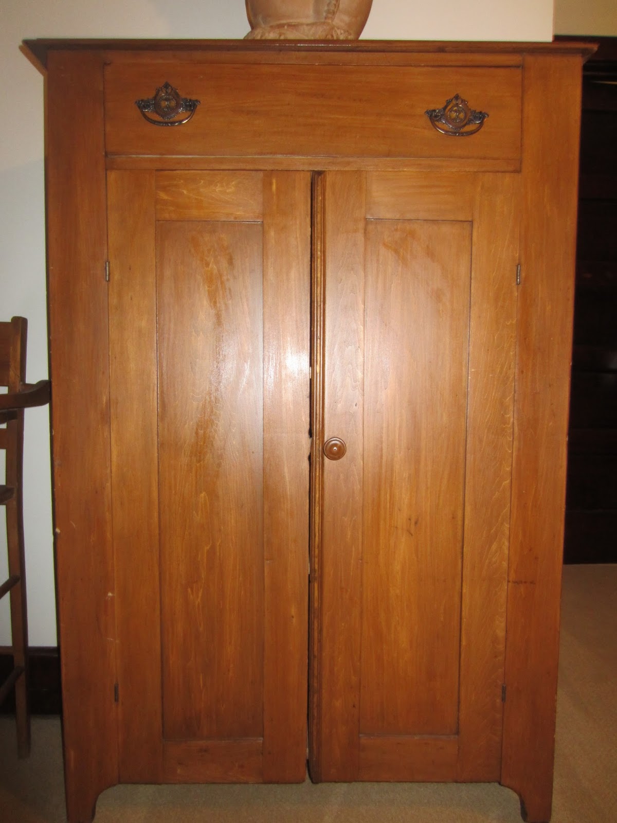 HOB NOBBERS 7 REASONS TO BUY ANTIQUE AND VINTAGE FURNITURE