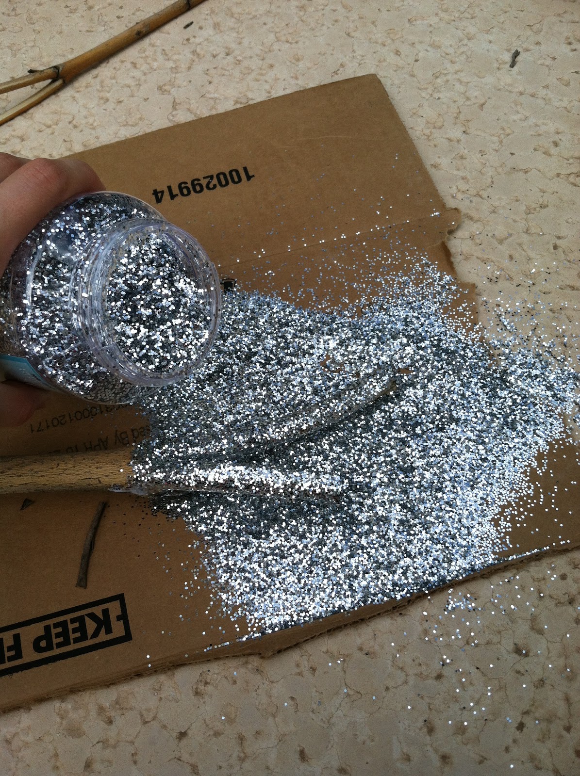 DIY glitter dipped stick wall decor. LOVELY LITTLE RANTS