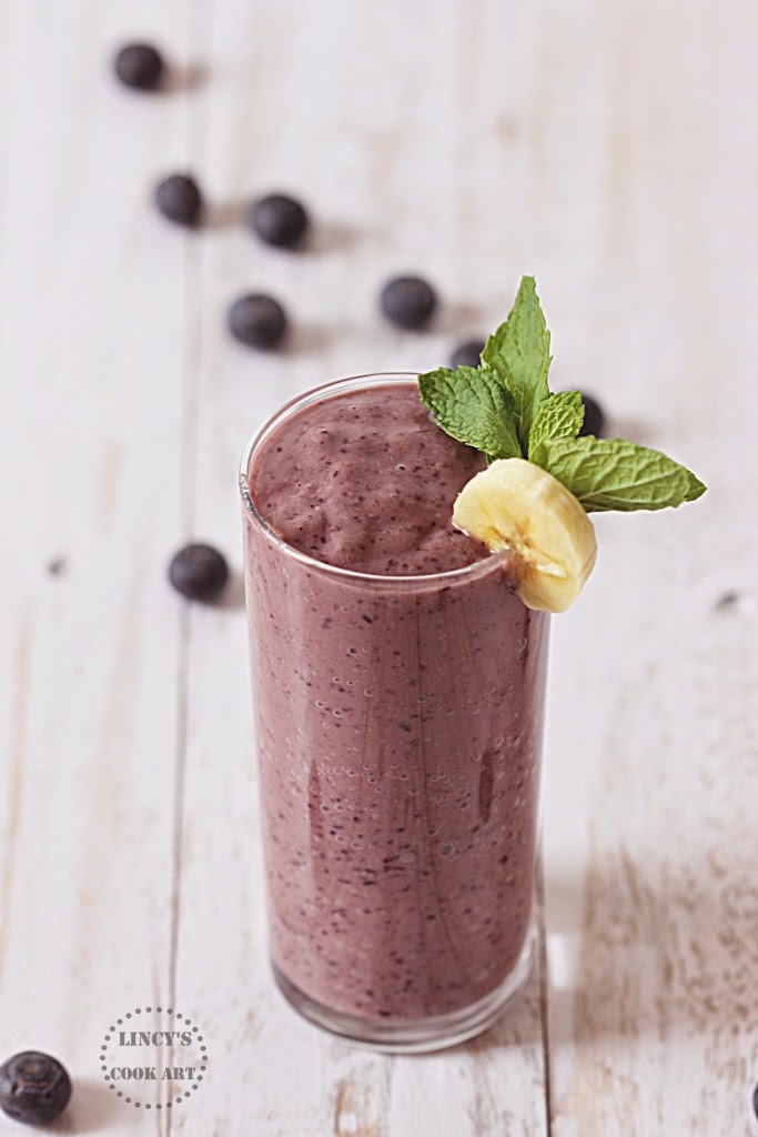 Blueberry Banana Flax seed Smoothie Lincy's Cook Art