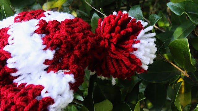 DIY // How To Crochet Candy Cane Crochet Inspired Hat // Free Pattern!