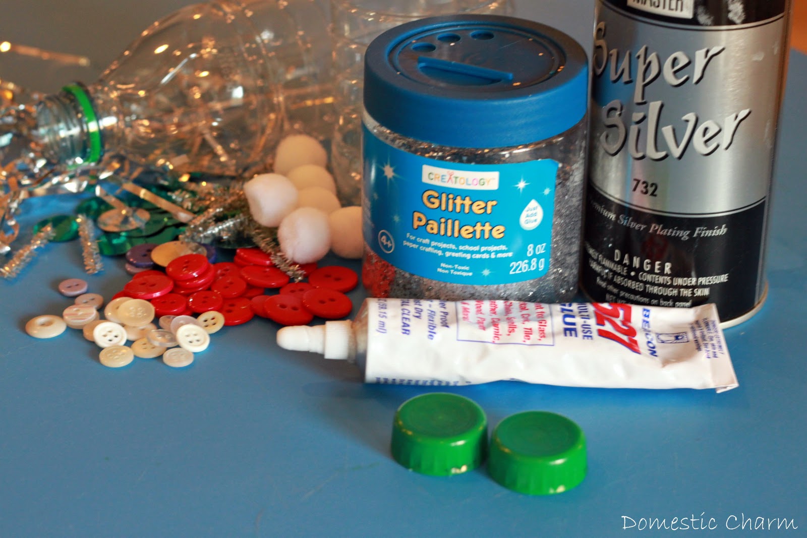 Domestic Charm New Year's Eve Sound Makers