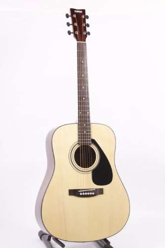 Yamaha Gigmaker Deluxe Acoustic Guitar Package