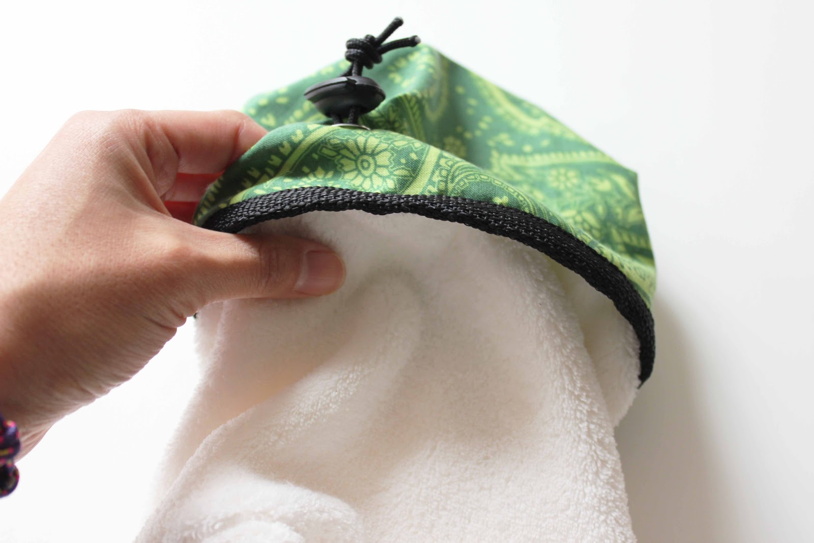 Sewing and Beta Crushing How to make a rock climbing chalk bag?