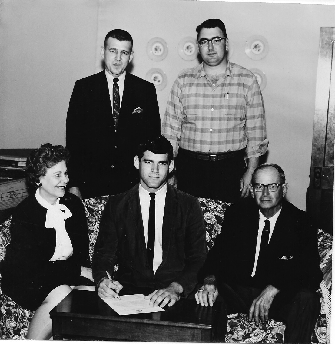 PrunePicker Jennings High football player signs to play for Louisiana