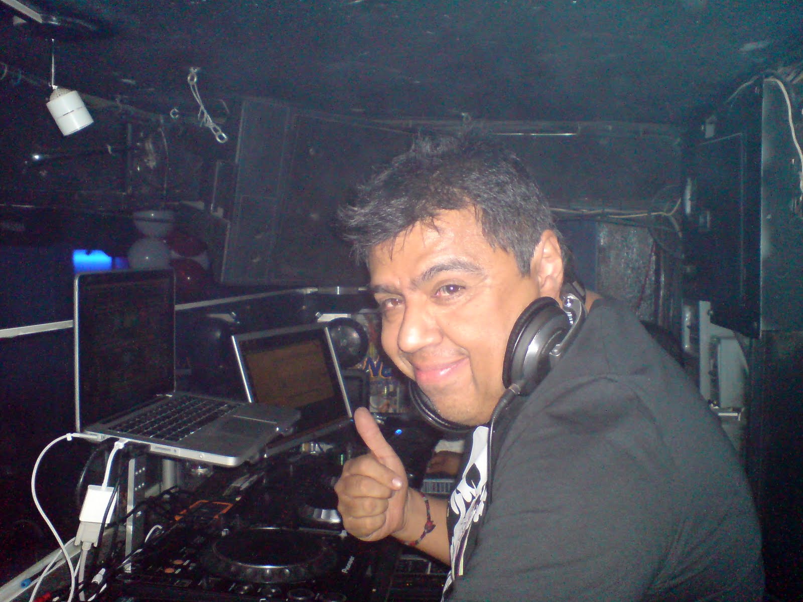 The Music Memories Through The Years Dj Luis Ortega Quien Es Miembro Honorario De Djs Unidos Acapulco the music memories through the years blogger