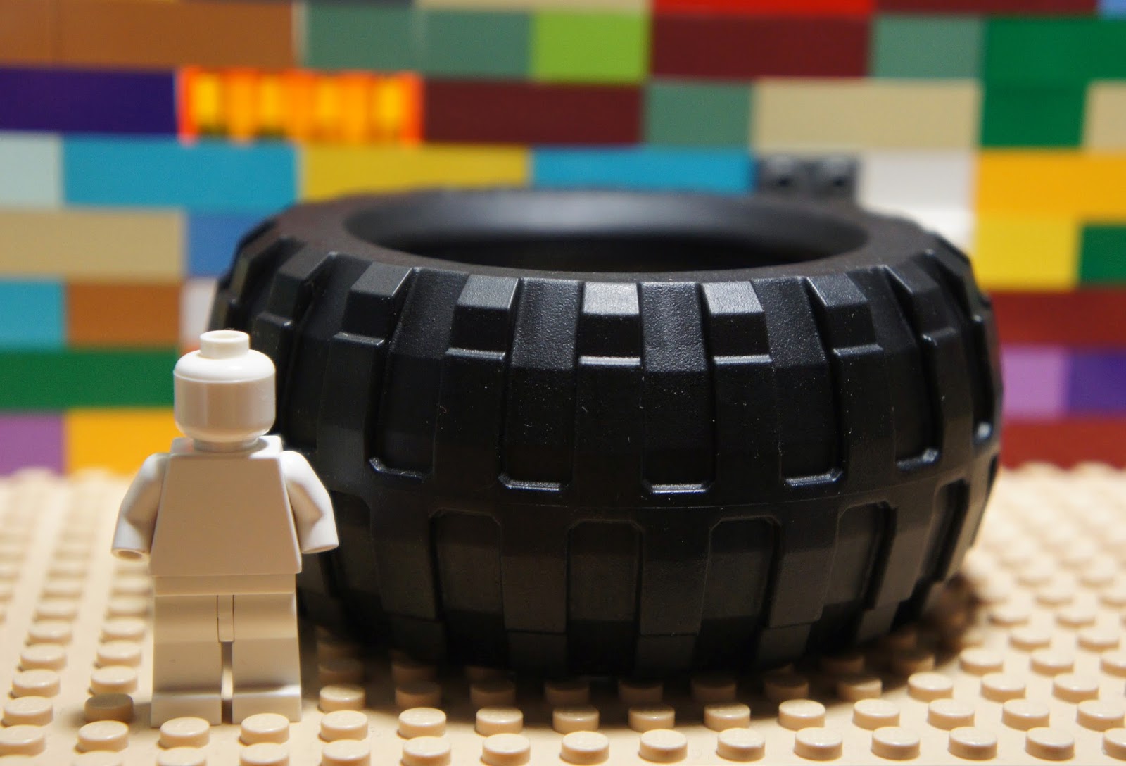 LEGO 6005202 Black BIG RUBBER WHEELS Tyre Baloon Wide Ø94.8 x 44R