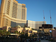 Palazzo and the Venetian Hotel (dsc )