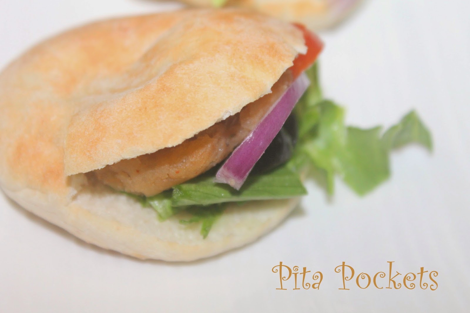 VineelaSiva Mini Pita PocketsKids lunch box dish 1