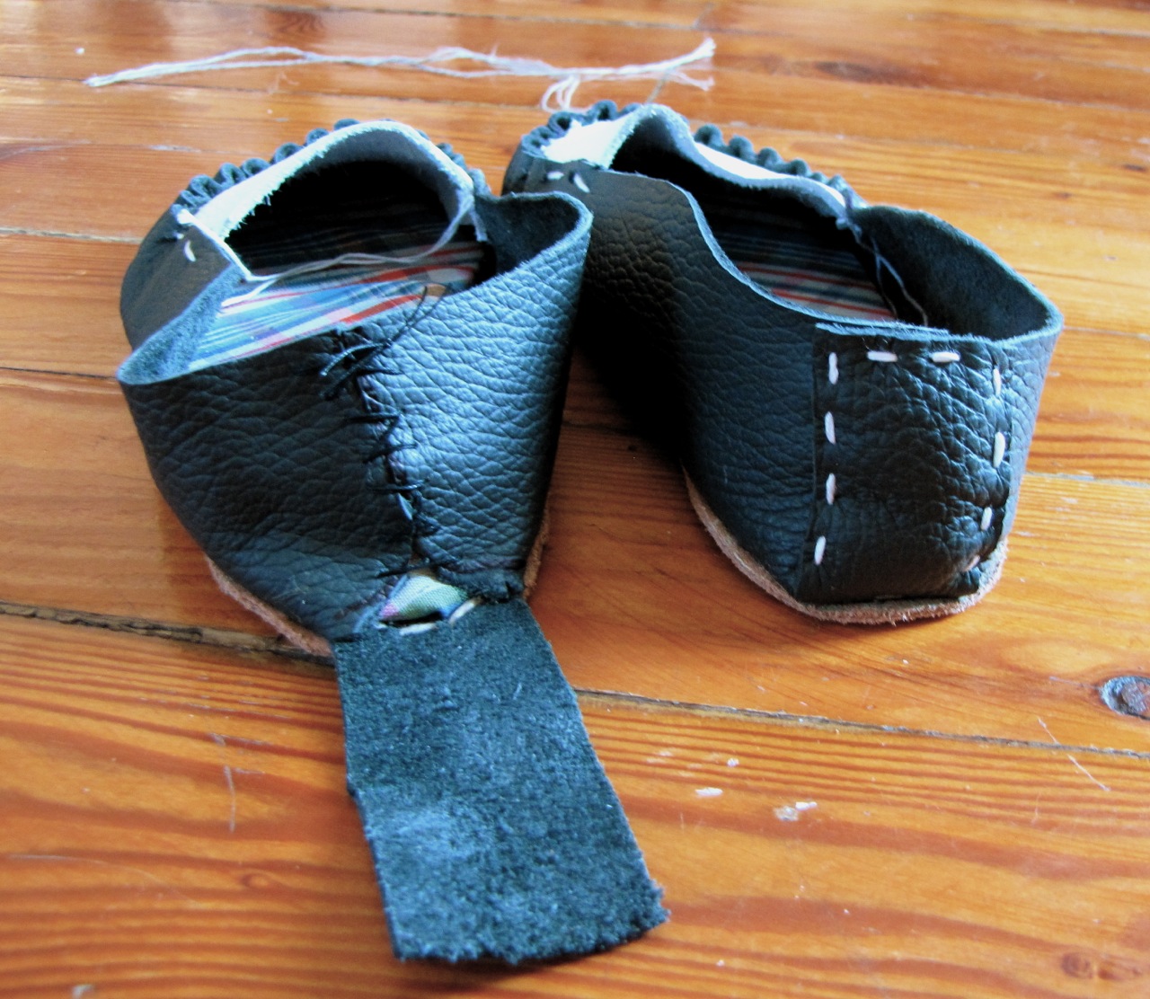 Of Dreams and Seams Making Moccasins! With full HowTo...