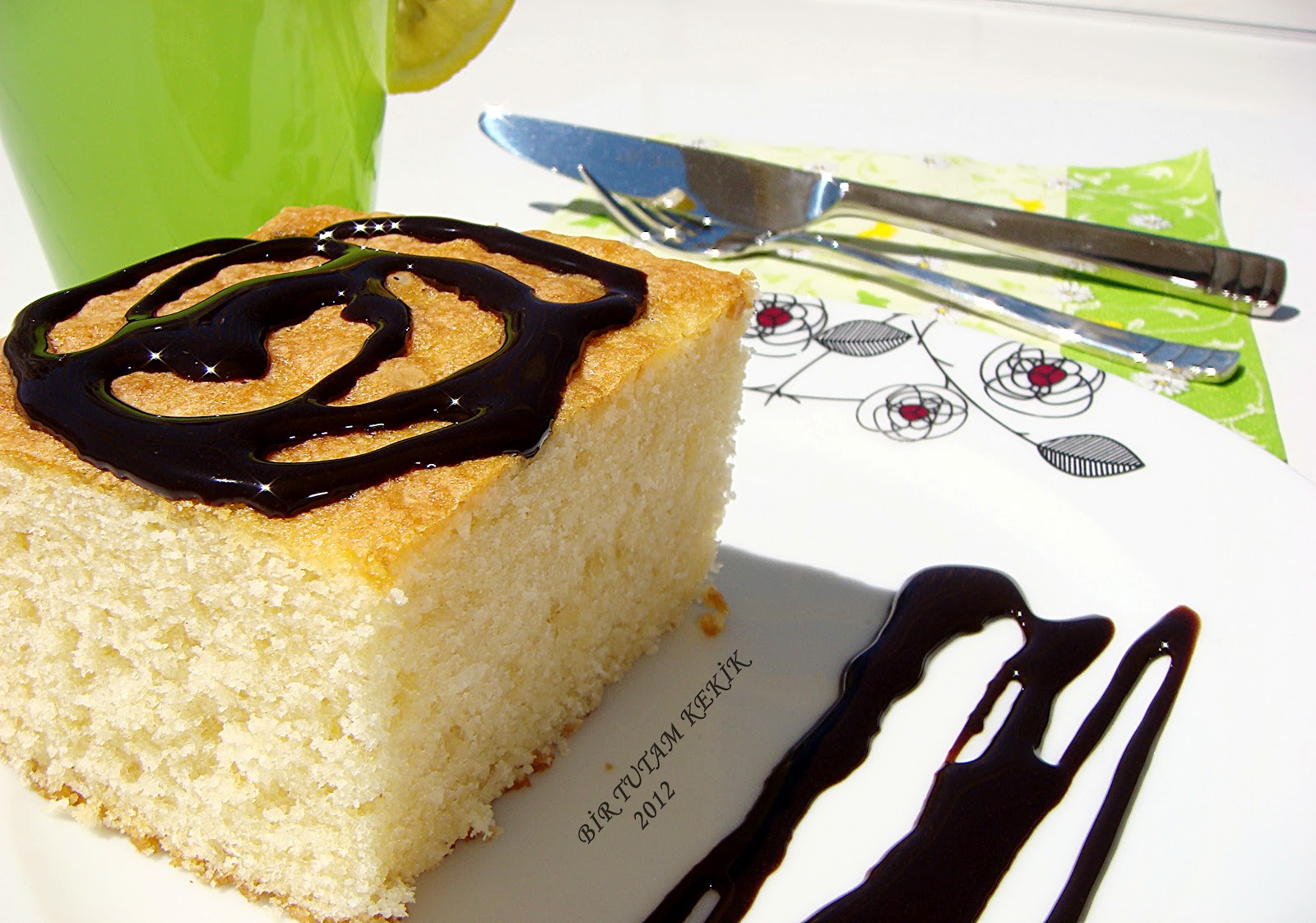 HİNDİSTAN CEVİZLİ KEK ve HAYIRLI KANDİLLER Pratik Ev Yemekleri