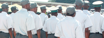 Agente da polícia espancado por colegas Agente da polícia espancado por colegas