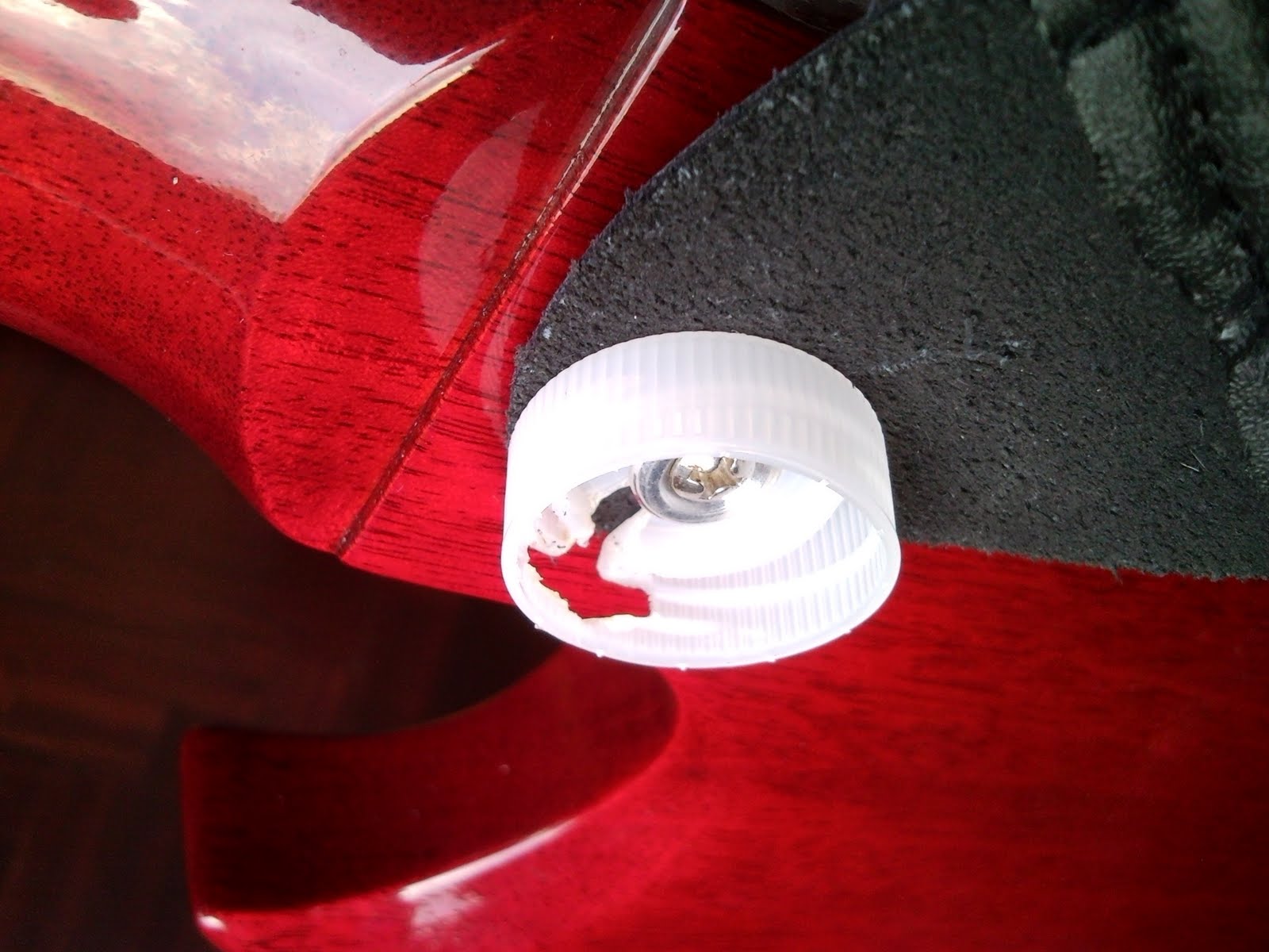 frankygoes blog handmade gibson sg guitar strap lock