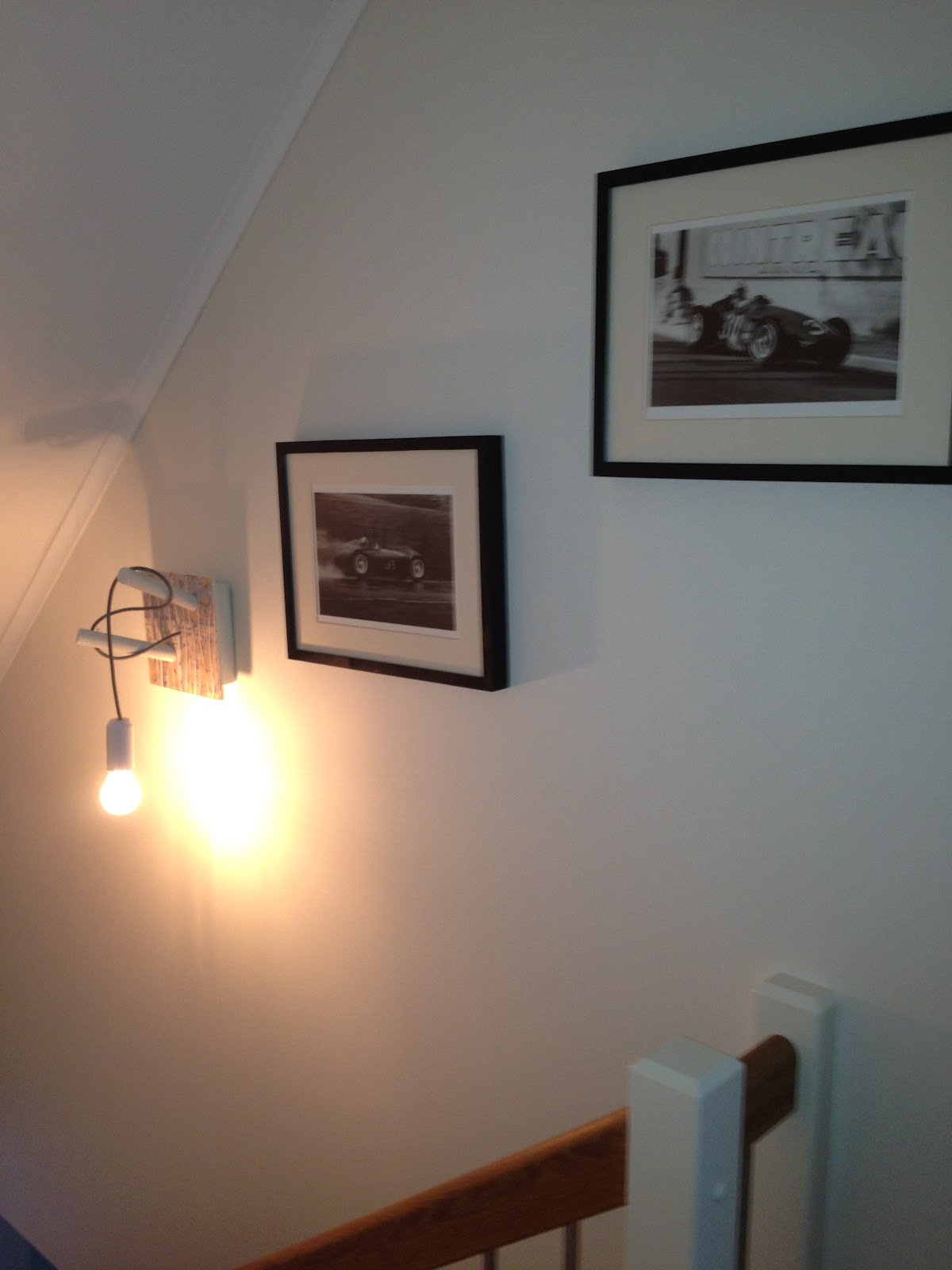Brohagen: egentillverkad lampa som mysbelysning i trappen mysig ...