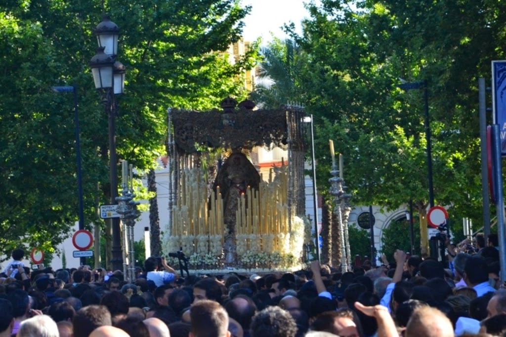 María Stma. de la Esperanza Macarena - Sevilla María Stma. de la Esperanza Macarena - Sevilla