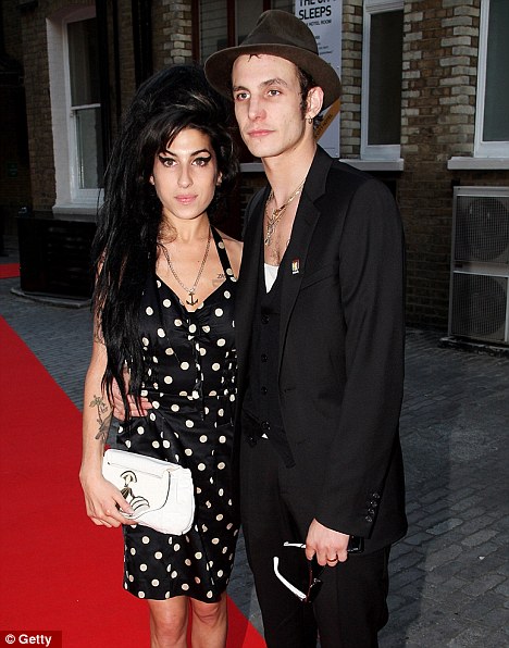 Amy Winehouse Blake Pics width=