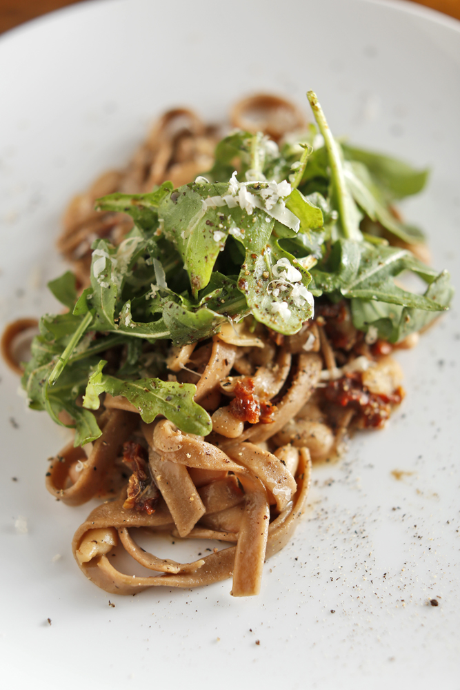 The Chubby Vegetarian Toasted Flour Pasta with Sundried Tomato and