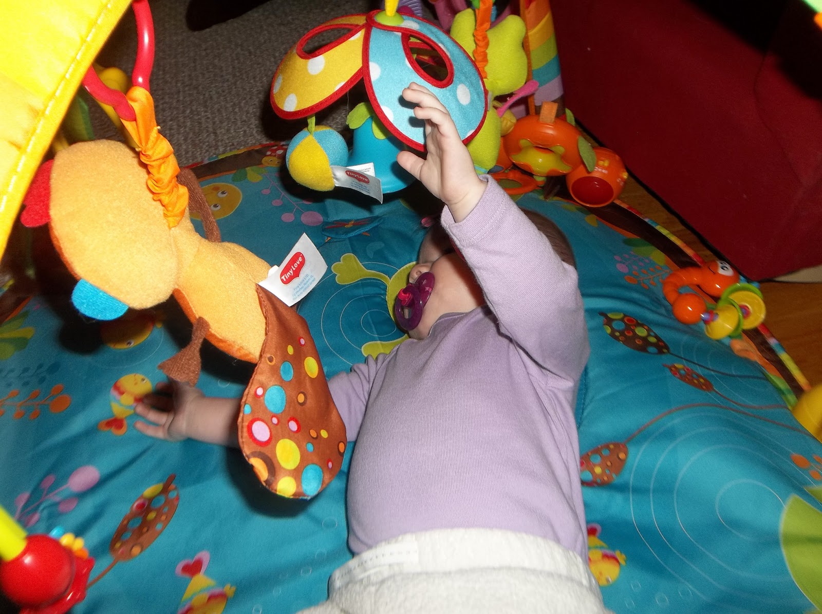 {Review} Tiny Love Pack & Go Mini Mobile