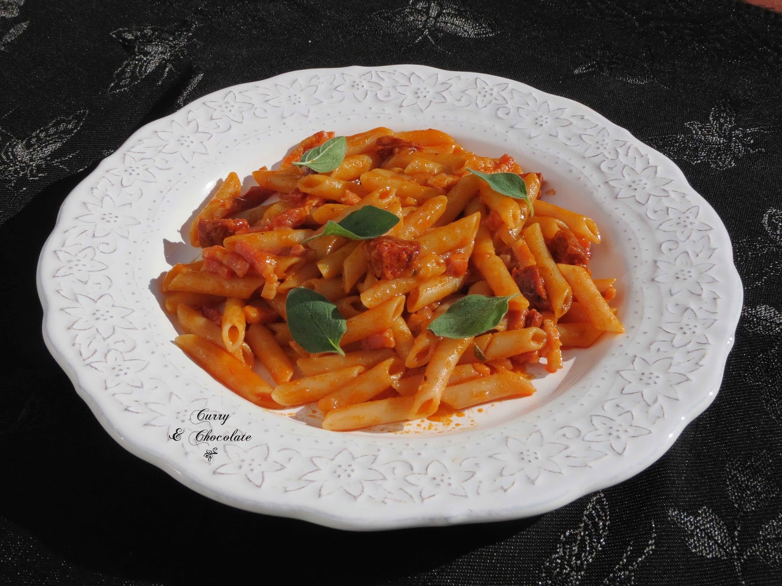 Macarrones con chorizo y bacon – Chorizo and bacon pasta Macarrones con chorizo y bacon – Chorizo and bacon pasta