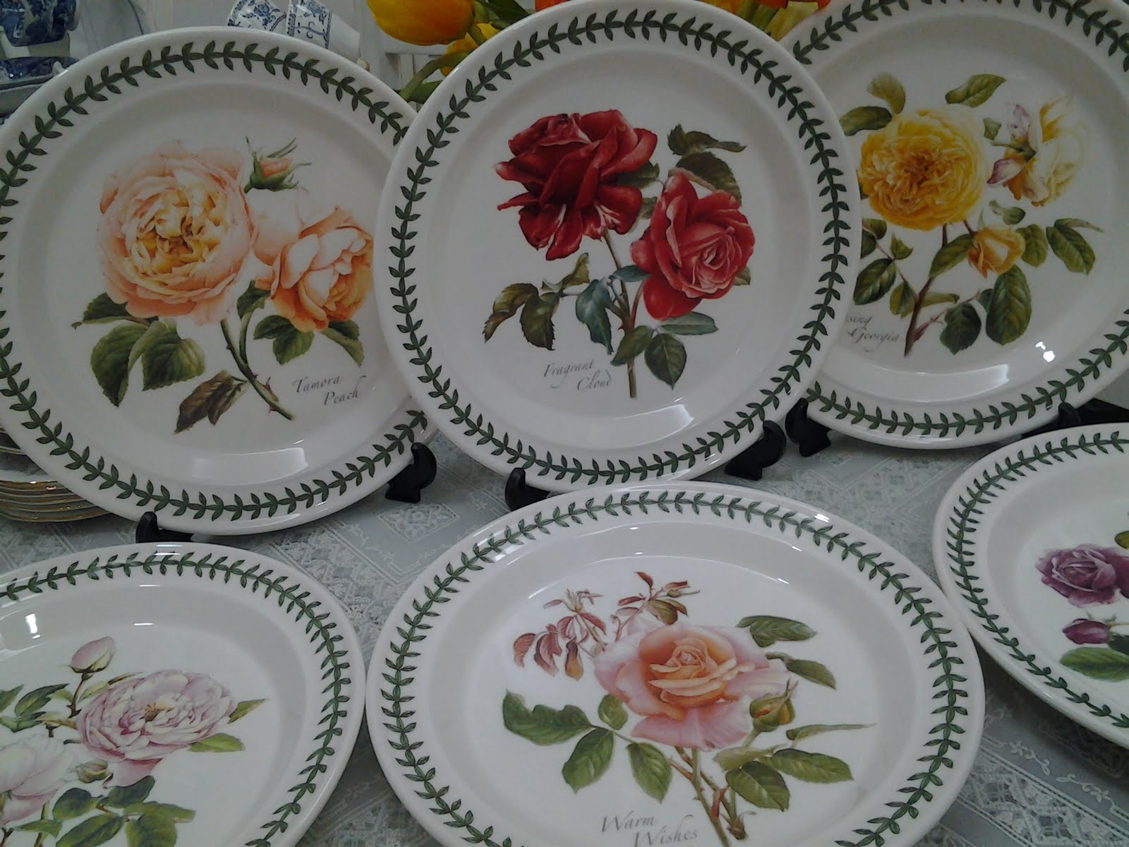 Lovely Treasures from English Garden Portmeirion Botanic Roses Dinner