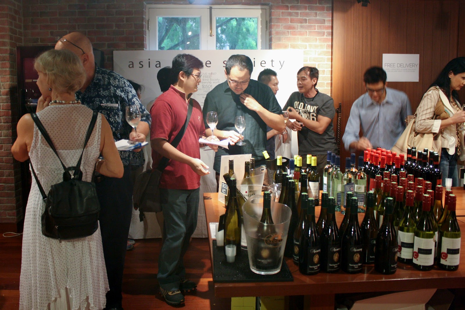 spice in wine Wine clubs in Singapore