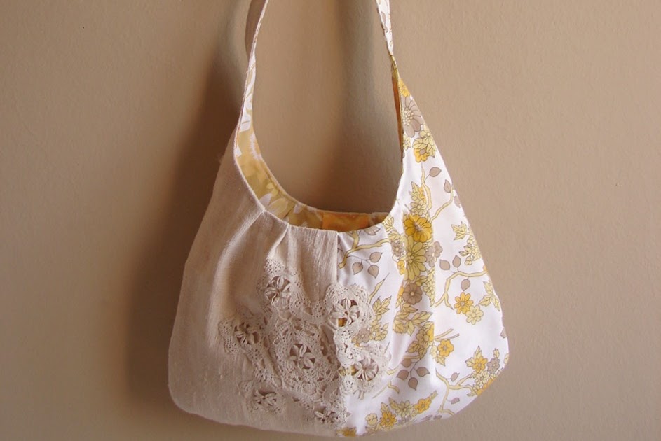 Roxy Creations Vintage fabric shoulder bags