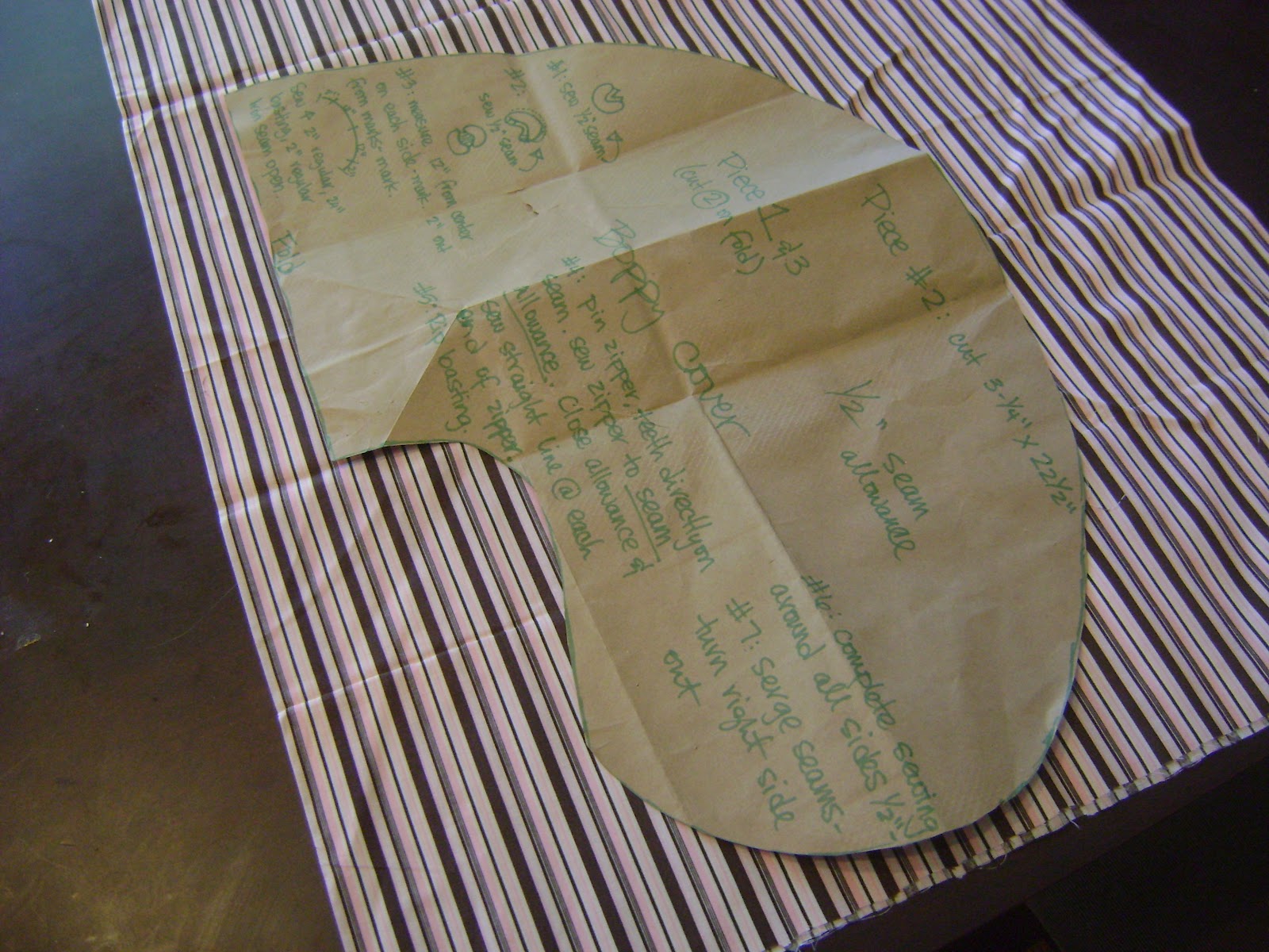 Kalleymade Make a Boppy Slipcover Tutorial