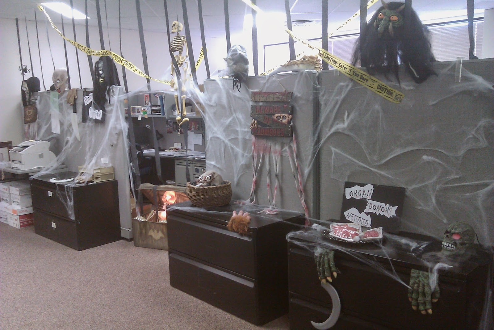 Halloween Decorating Ideas for The Office Halloween Decorating Ideas for The Office
