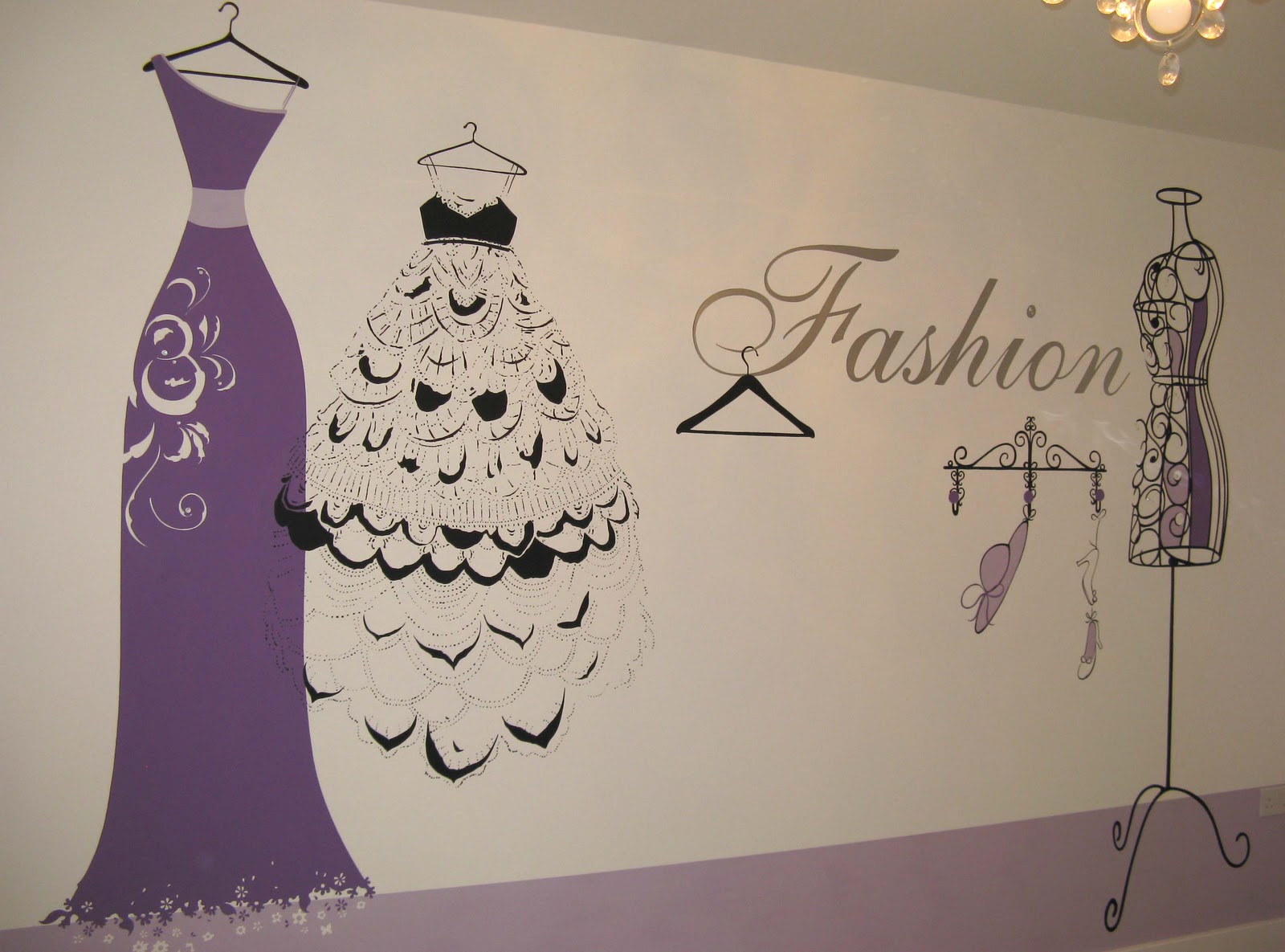 ARTISTIC TOUCH Fashion Mural
