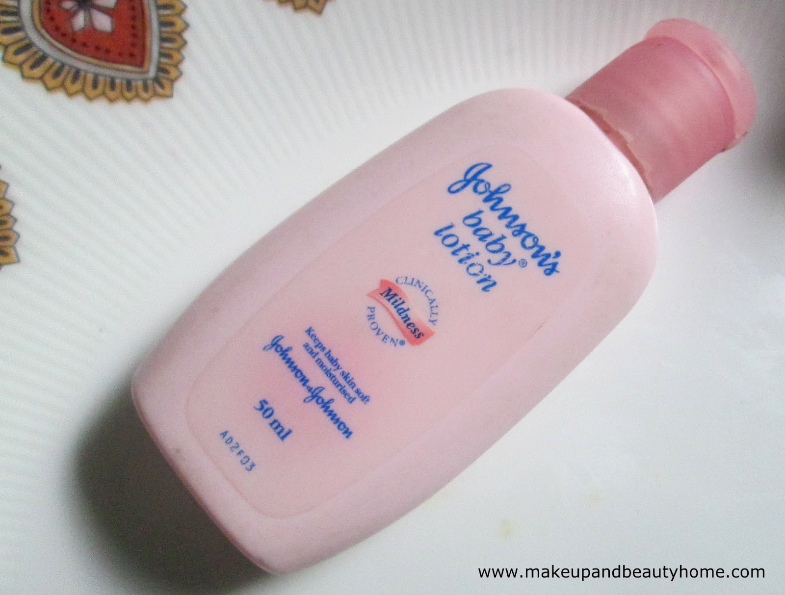 Johnson's Baby Lotion Review, Swatches and Photos