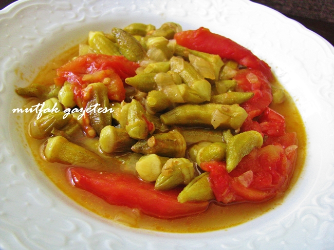 zeytinyağlı bamya yemeği bamya yemeği
