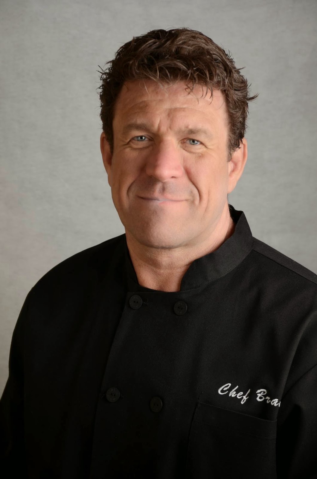 Whole Wheat Hamburger Buns with Chef Brad In The Kitchen With Honeyville