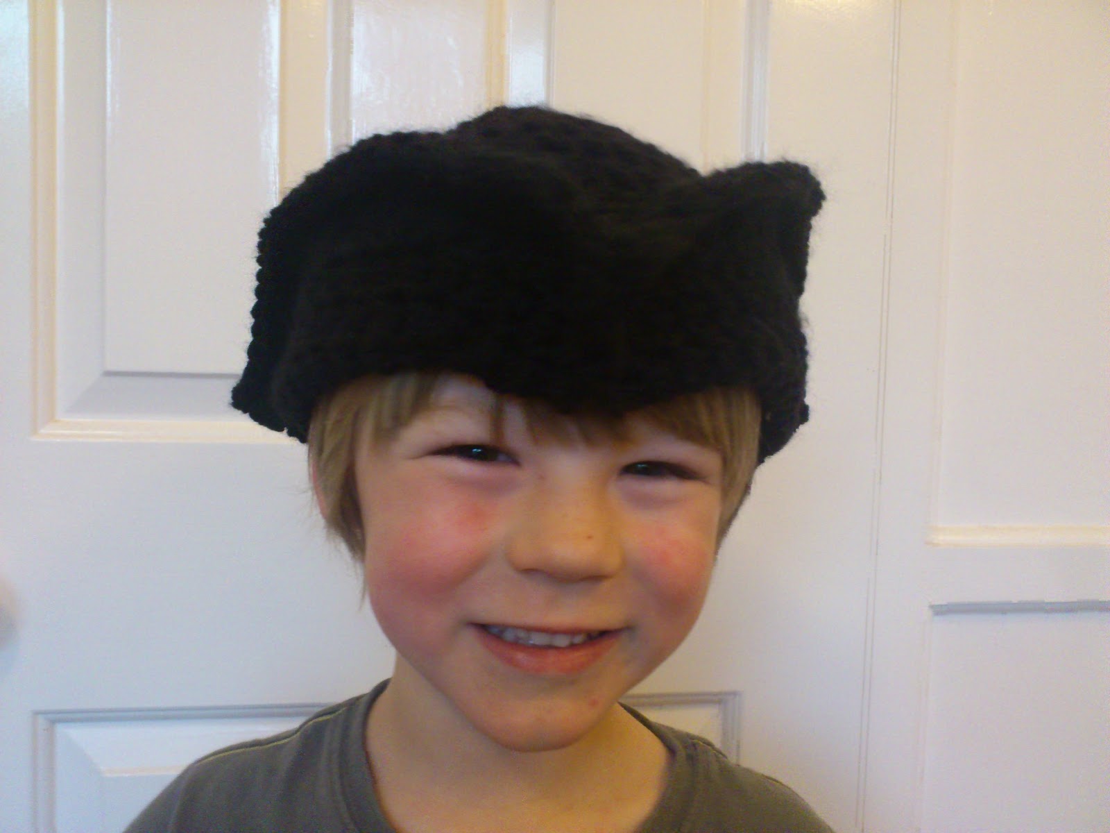 Pirate Tricorn Hat Crochet Pattern steel and stitch