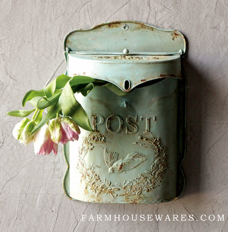farmhouse musings Vintage Style Post Mailbox