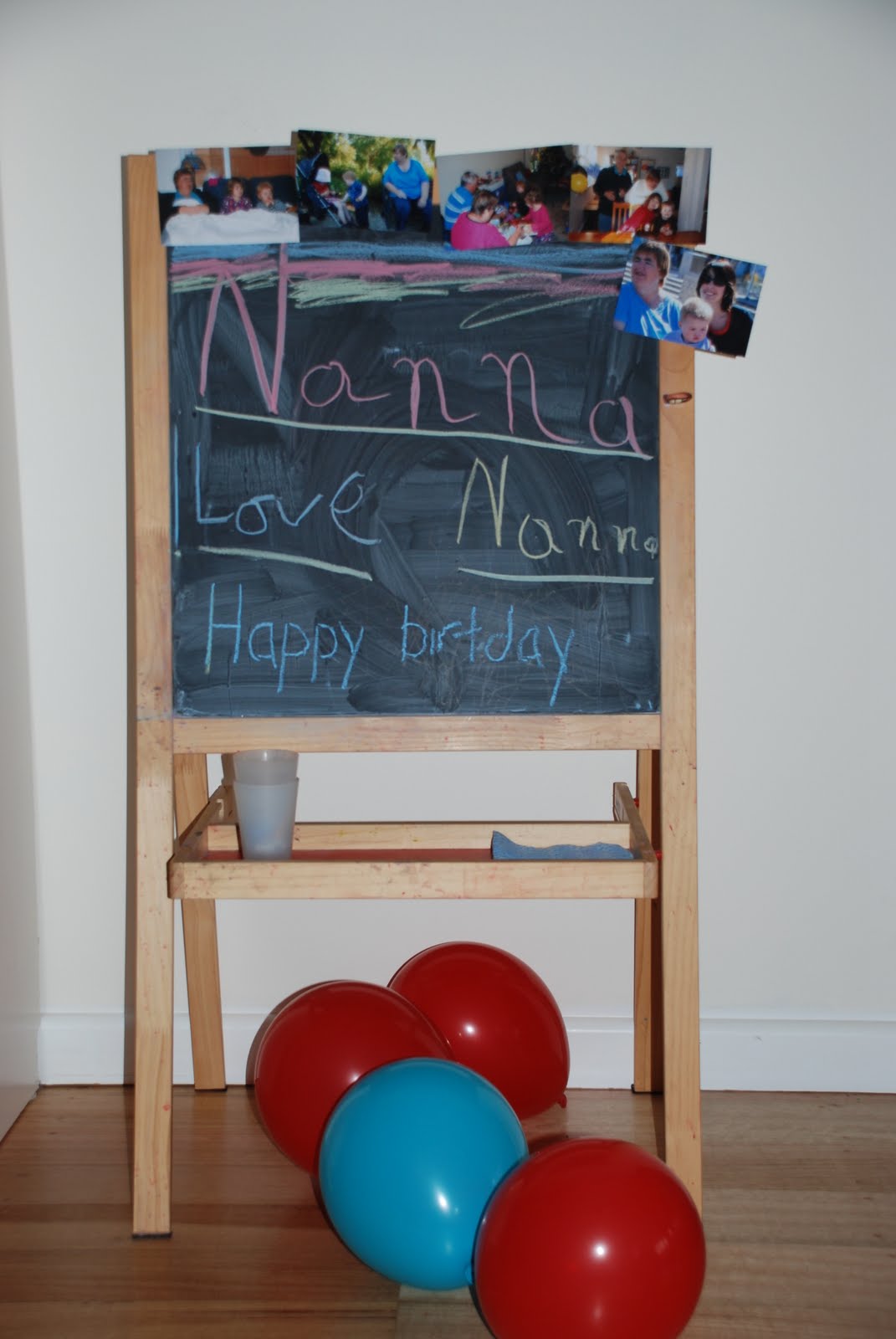 Georgyg Design Blackboard Easel For Decoration And Happy Birthday