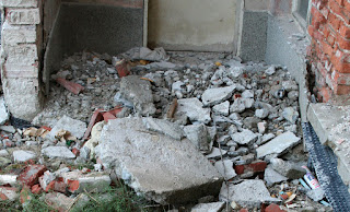 Rubble that needed shifting (that big bit was HEAVY) Rubble that needed shifting (that big bit was HEAVY)