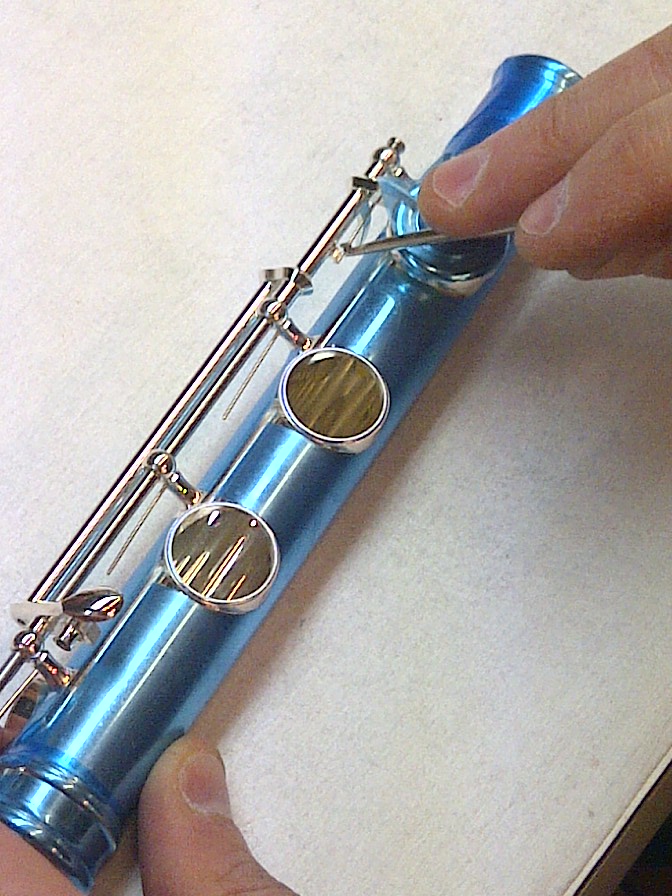 Flute Builder Installing Springs