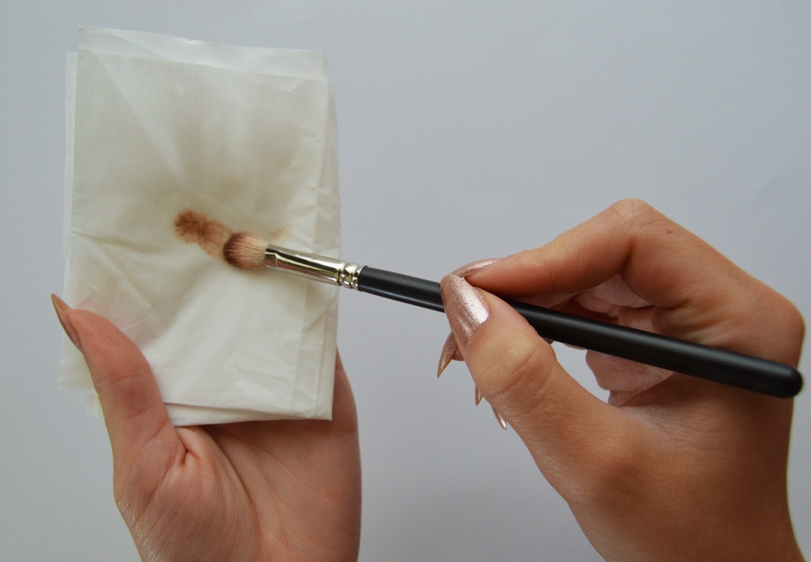 Make Up Forever Instant Brush Cleanser Review LAURA BADURA