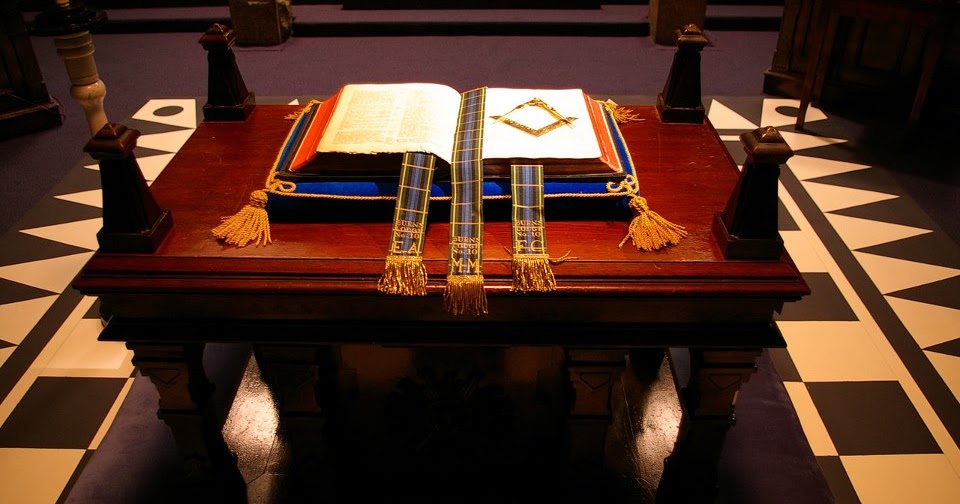 LOS HIJOS DE LA VIUDA El Ara y la Cadena de Unión