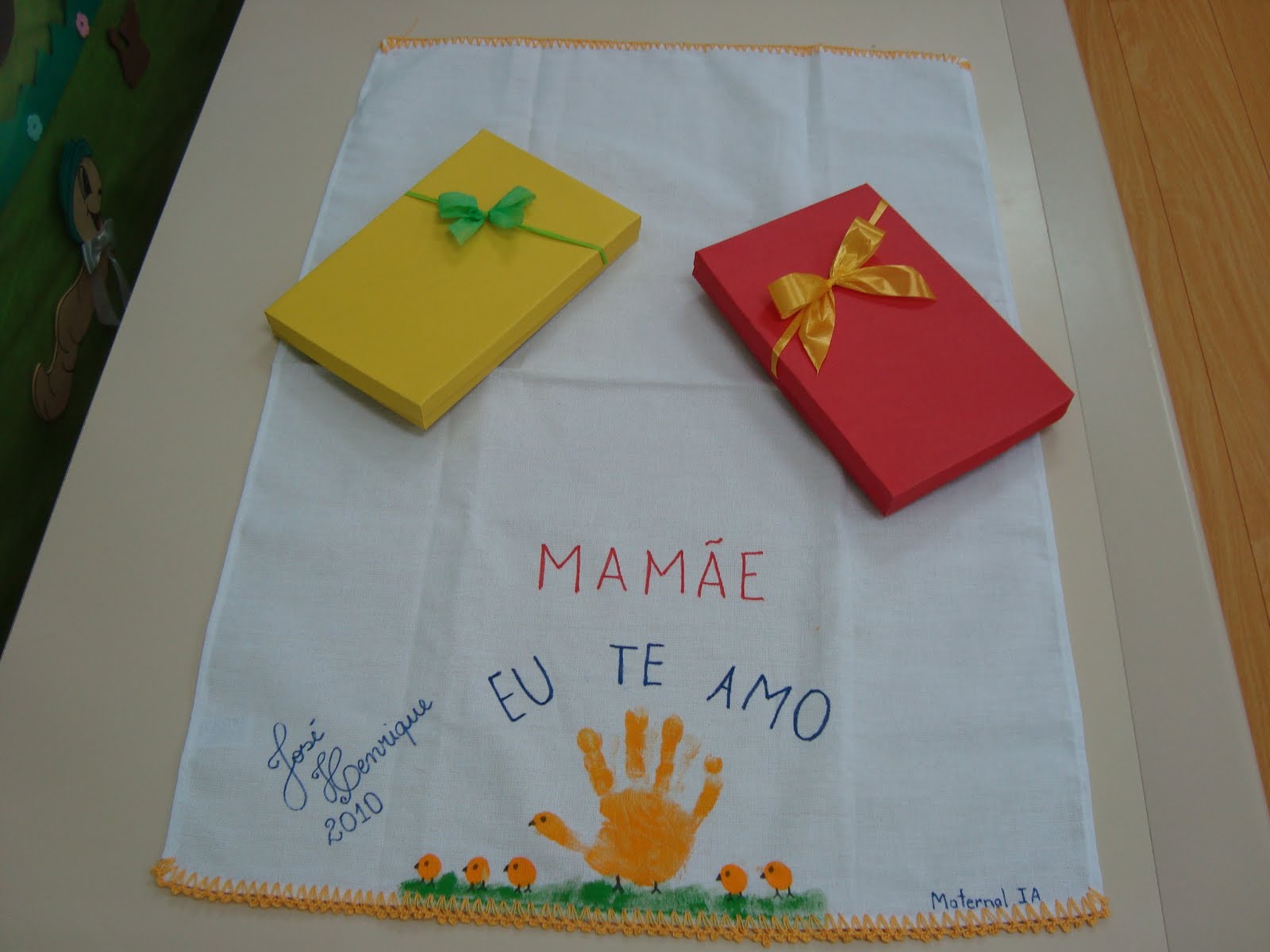 COMPARTILHANDO SABERES NA EDUCAÇÃO INFANTIL***: LEMBRANÇA PARA DIA DAS