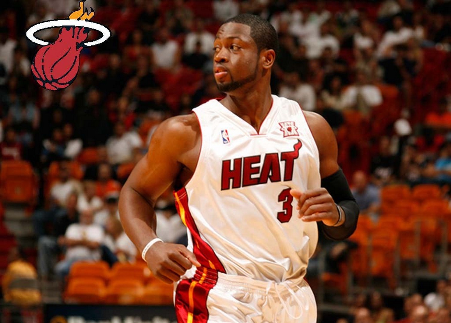 Basket Ball Players In Action Dwyane Wade Hd Wallpapers 2013