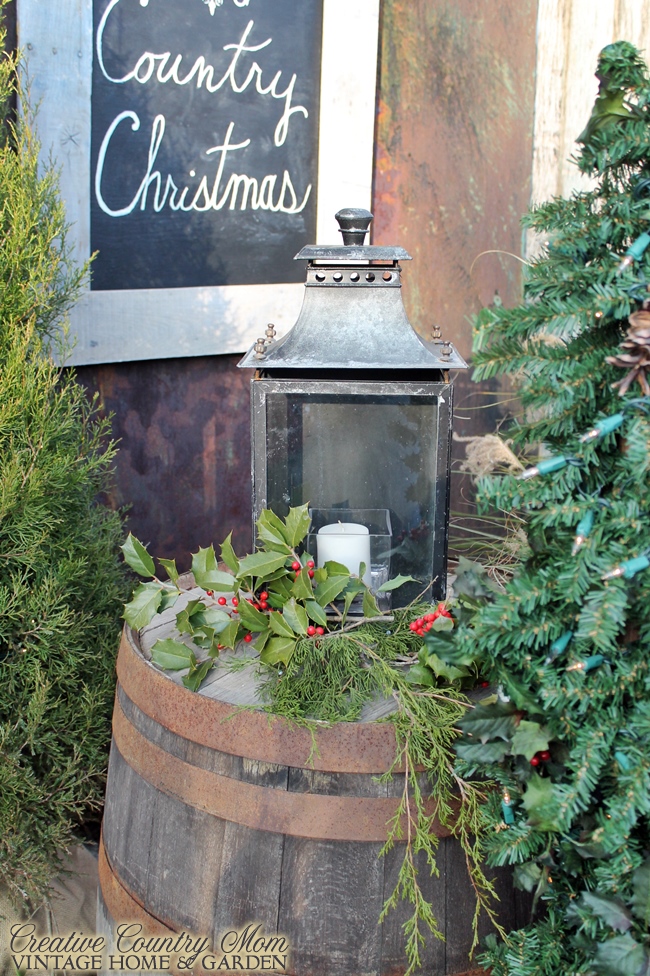 Creative Country Mom Chandelier Barn Market Christmas Show