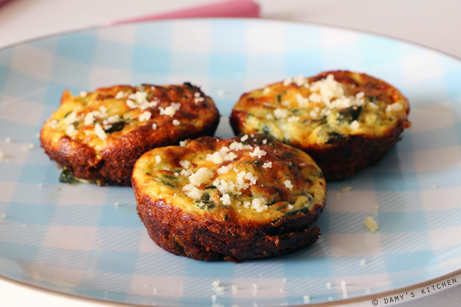 Ispanaklı Kahvaltı Muffinleri Ispanaklı Kahvaltı Muffinleri