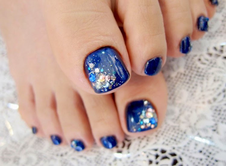 10 BELLESALUD MÁS DE 12 DISEÑOS DE PEDICURE CON CRISTALES.Vídeo Tutorial.