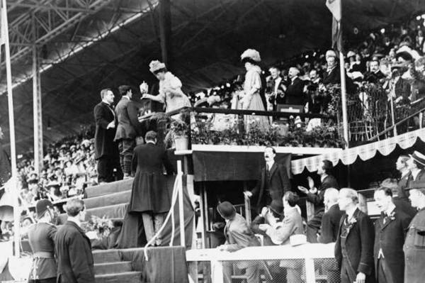 1908 நடந்த ஒலிம்பிக் போட்டியின் அரிய  புகைப்படங்கள்  London+Olympic+1908+002