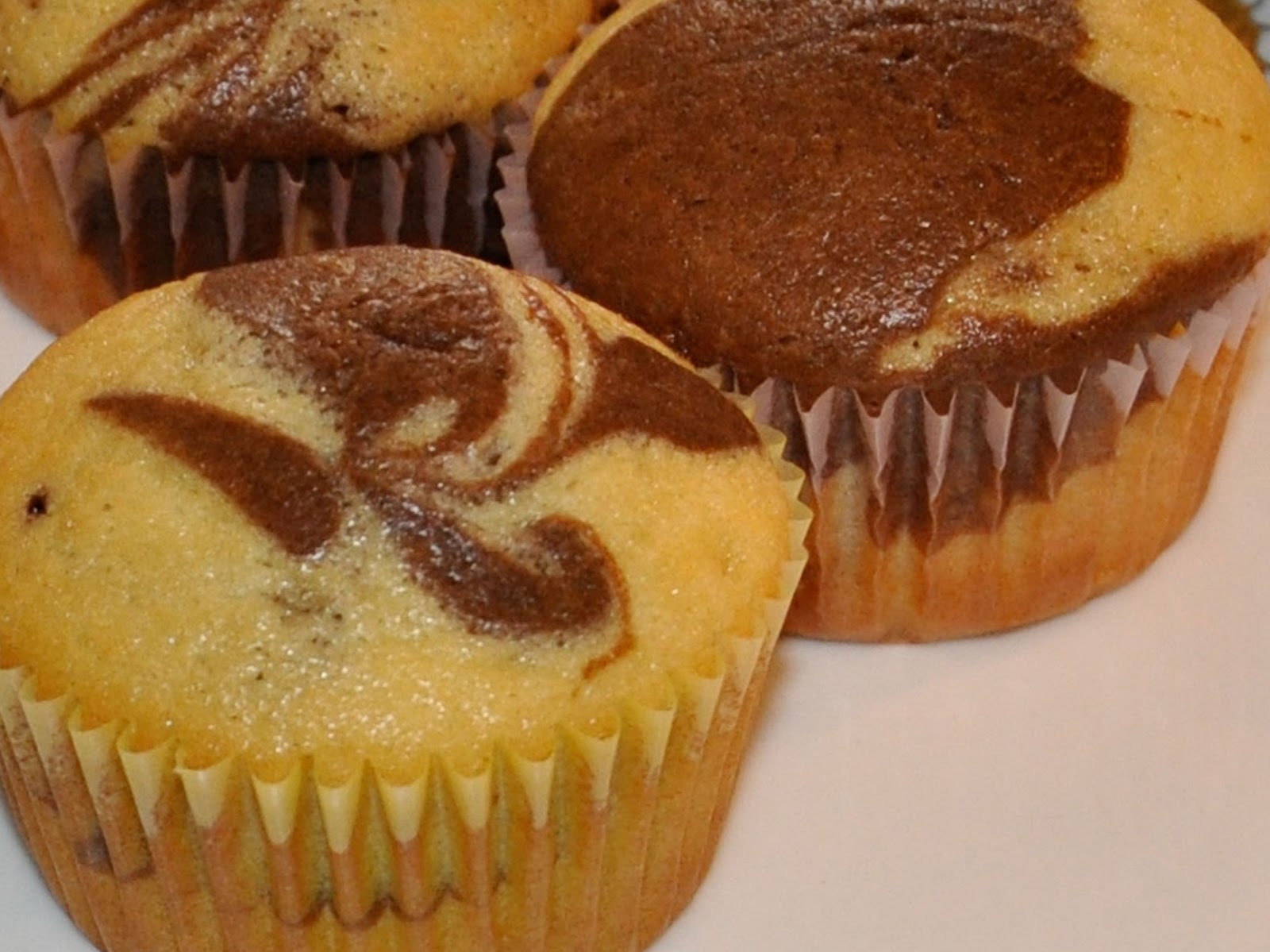 Maple Macaroni Sour Cream Marble Layer Cake