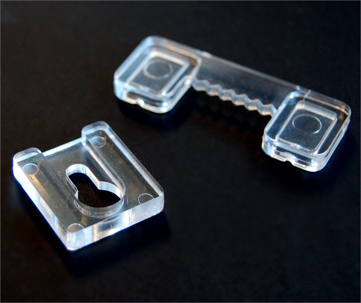 Plastic Products Mfg Blog Poster Holder Hanging Devices and Adherents