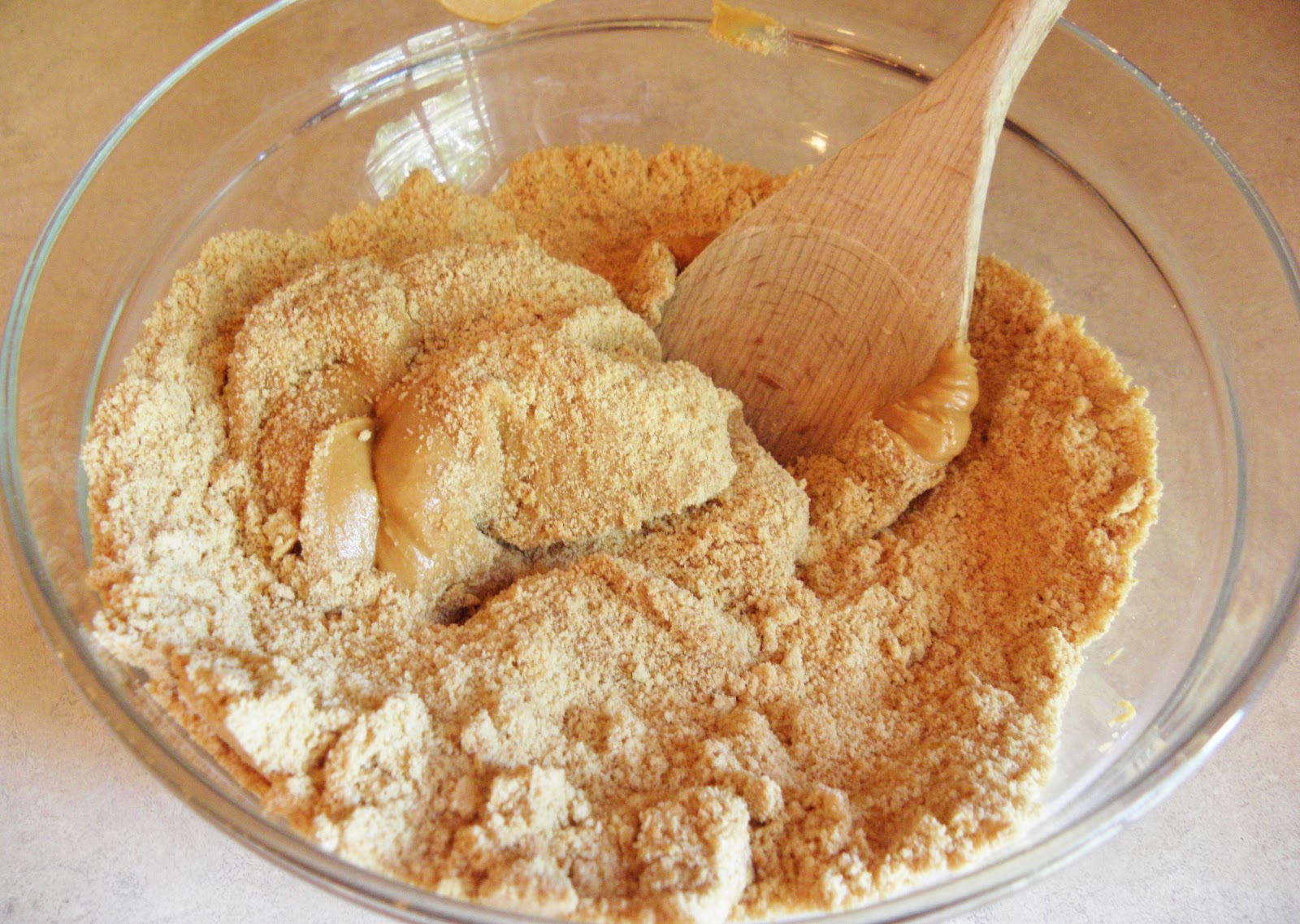 The Cozy Little Kitchen Irresistable Peanut ButterGraham Cracker Balls