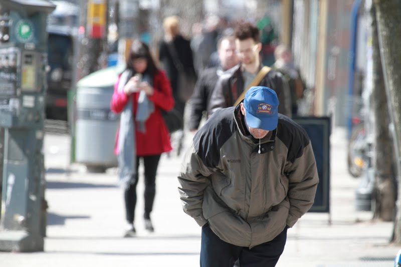 IMAGE: http://2.bp.blogspot.com/-eJW0eHyb3KU/TYUXj3NvPfI/AAAAAAAAAXY/6UfqRR8AMsQ/s1600/IMG_1065.jpg