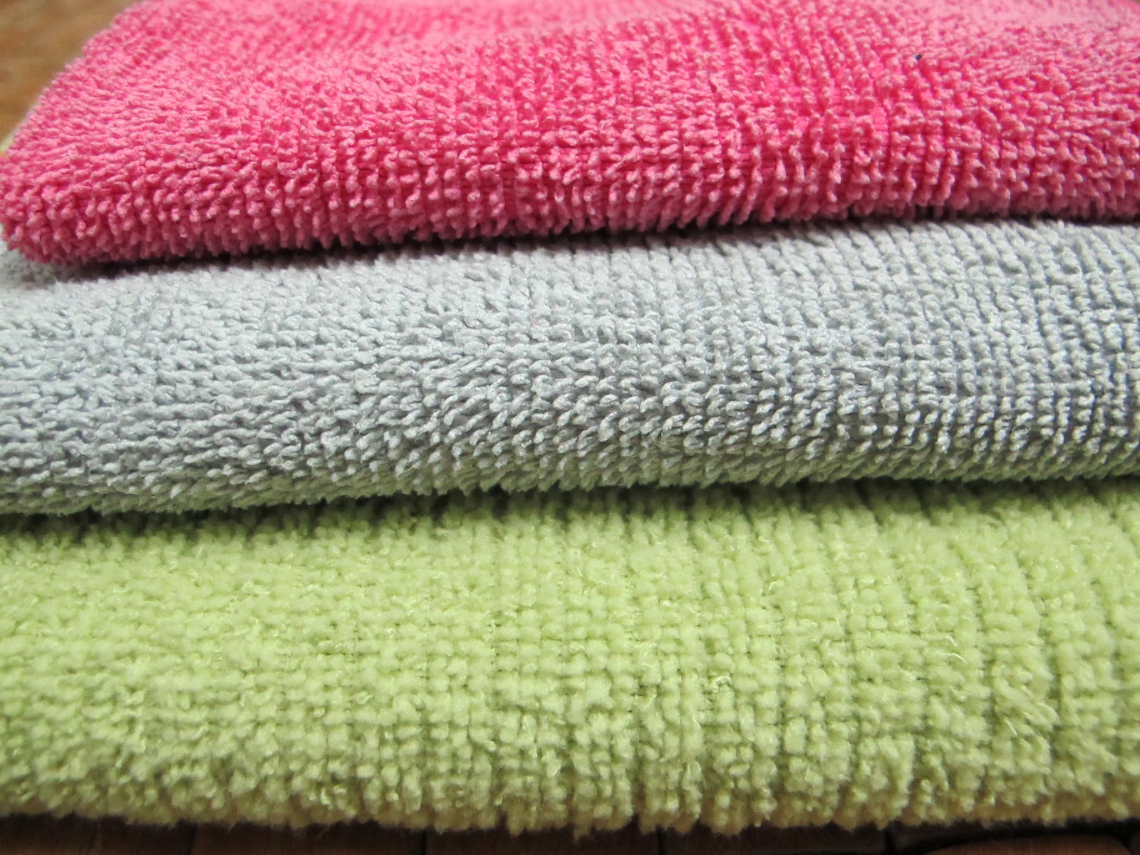 My Makeup Blog makeup, skin care and beyond Microfiber It!