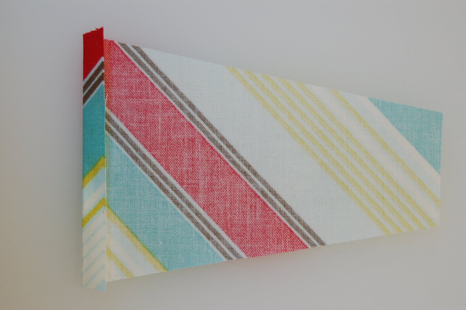 travel sewing kit tutorial lots of pink here!